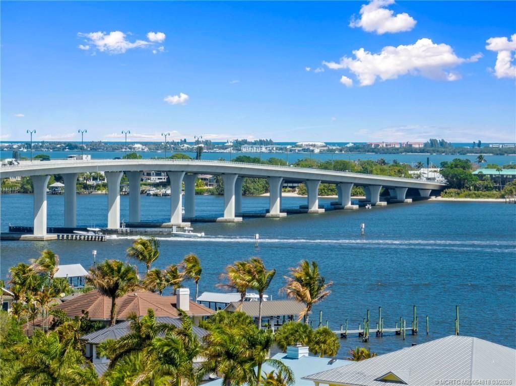 892 SE Saint Lucie Boulevard, Stuart, FL 34996 Photo