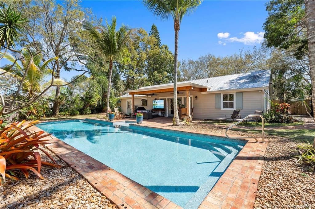 892 SE Saint Lucie Boulevard, Stuart, FL 34996 Photo