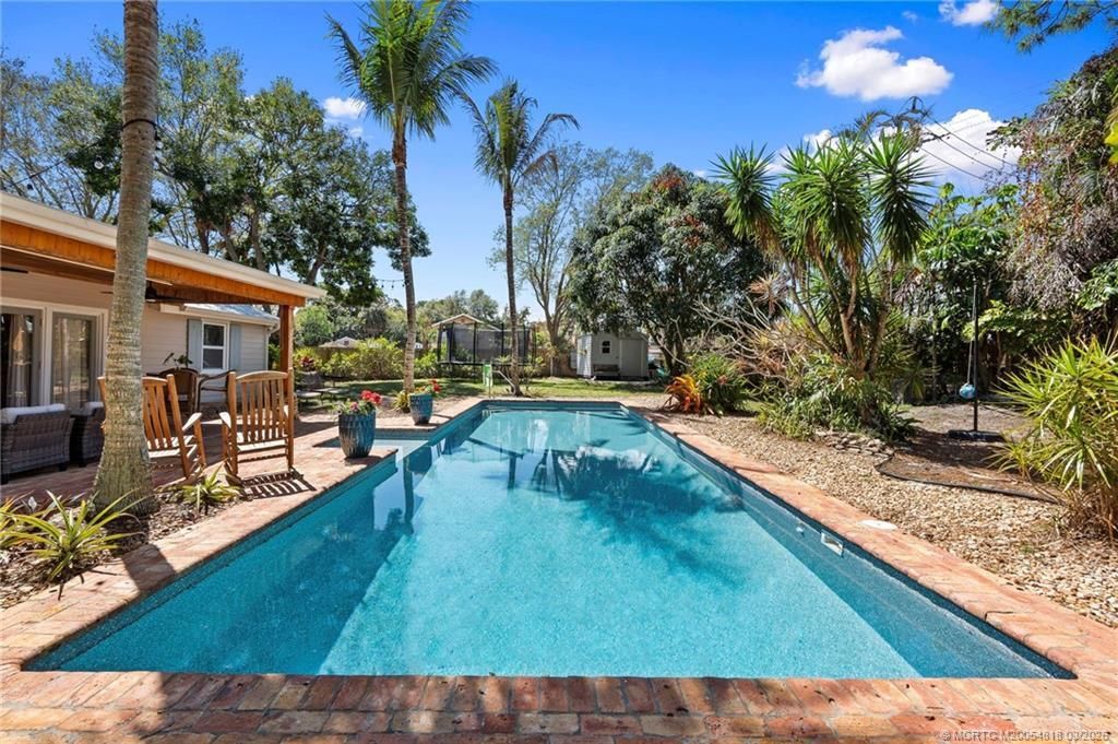 892 SE Saint Lucie Boulevard, Stuart, FL 34996 Photo