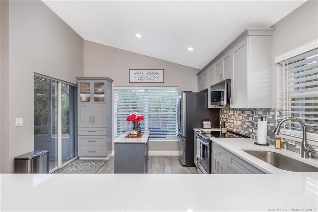 3188 SE Carrick Green Court, Port Saint Lucie, FL 34952 Photo