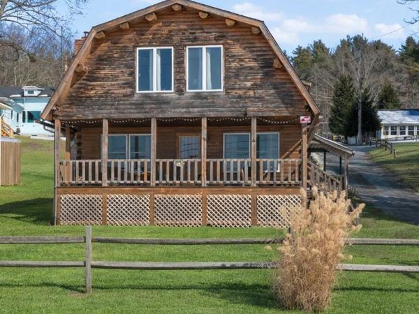 407 Lakeview Road, Craryville, NY 12521