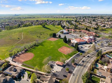 905 Arrow Ct, Lincoln, CA 95648 Photo