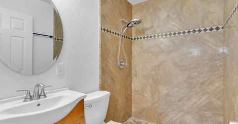 7467 Center Pkwy, Sacramento, CA 95823 Photo