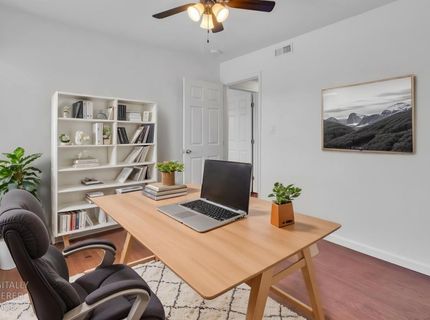 7467 Center Pkwy, Sacramento, CA 95823 Photo