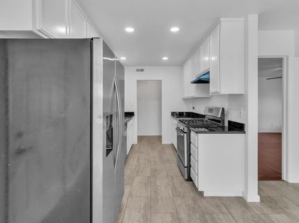 7467 Center Pkwy, Sacramento, CA 95823 Photo