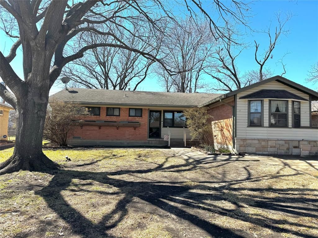 9059 Leaside Drive, Dallas, TX 75238 Main Photo