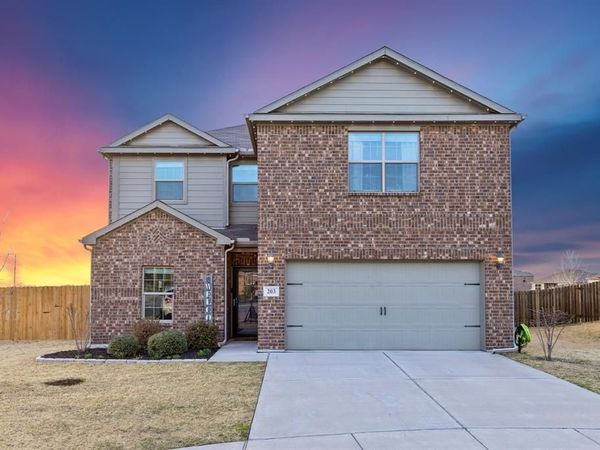 203 Point Rider Road, Newark, TX 76071