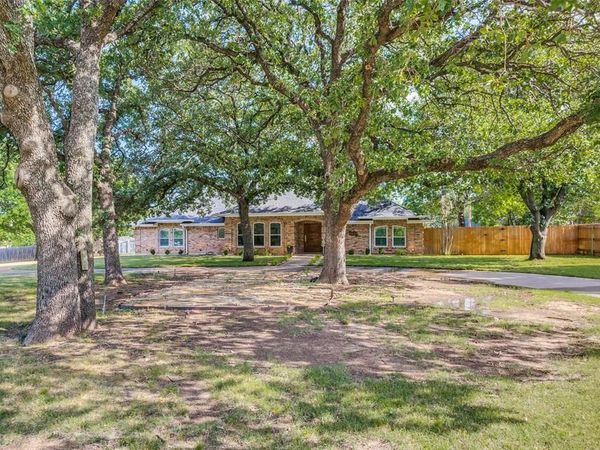 2502 Hillside Court, Southlake, TX 76092