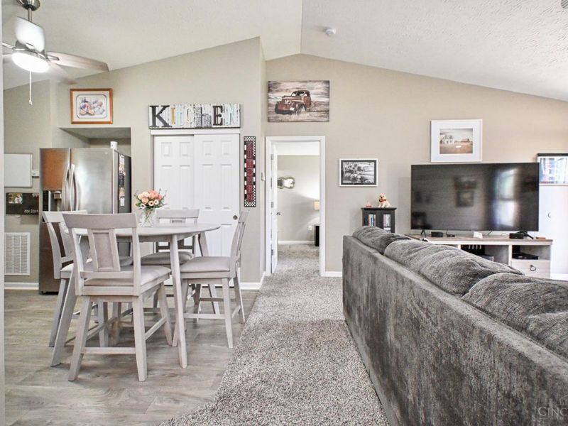 324 Faith Way, Bethel, OH 45106 Photo 4