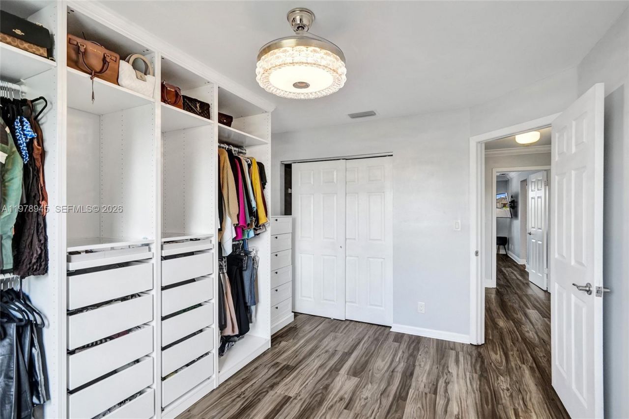 3703 NW 91st Ln , Sunrise, FL 33351 Photo