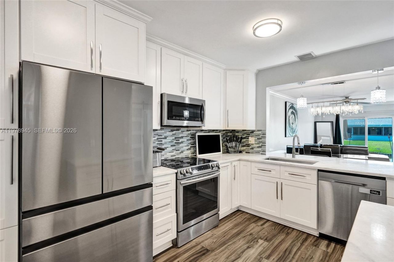 3703 NW 91st Ln , Sunrise, FL 33351 Photo