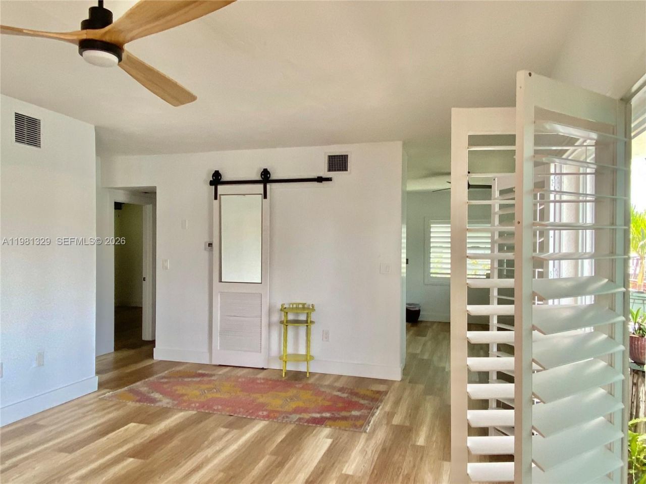 8040 Tatum Waterway Dr, Unit 5, Miami Beach, FL 33141 Photo