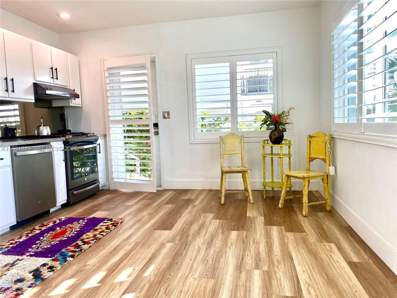 8040 Tatum Waterway Dr, Unit 5, Miami Beach, FL 33141 Photo