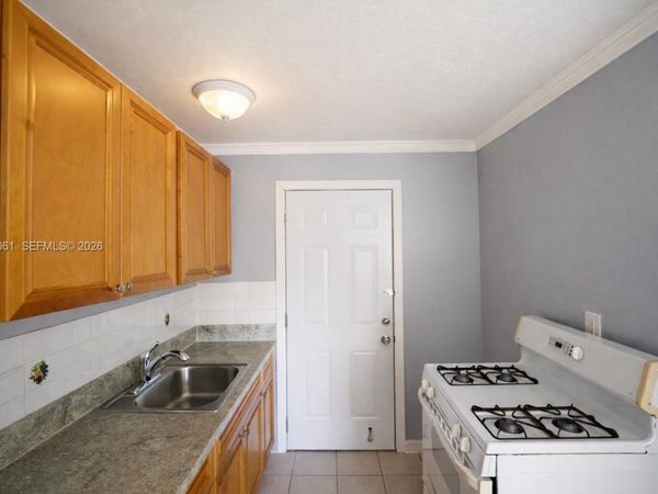 6337 W Flagler St, Unit 18, Miami, FL 33144