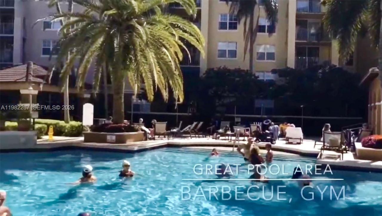 19999 E Country Club Dr , Unit 1405, Aventura, FL 33180 Photo