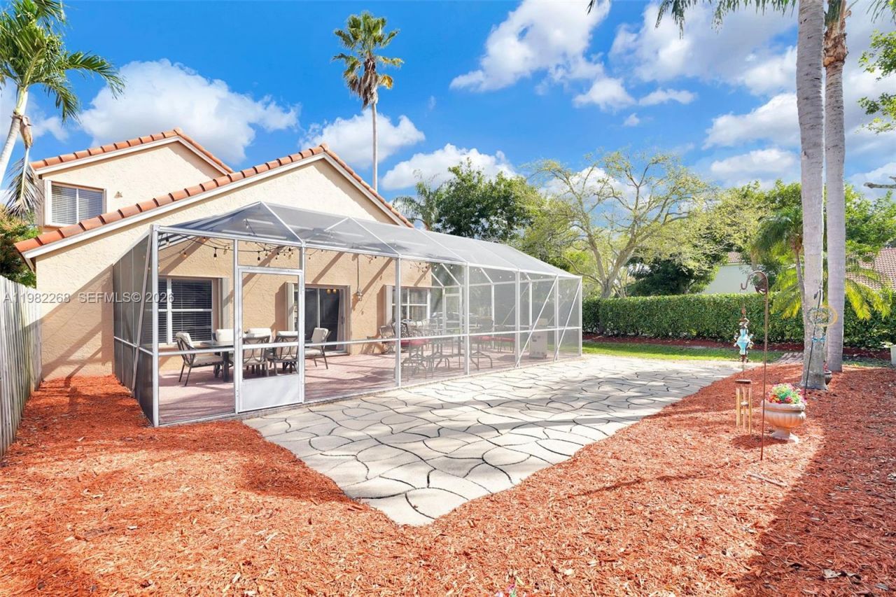 2632 Oak Park Cir, Davie, FL 33328 Photo