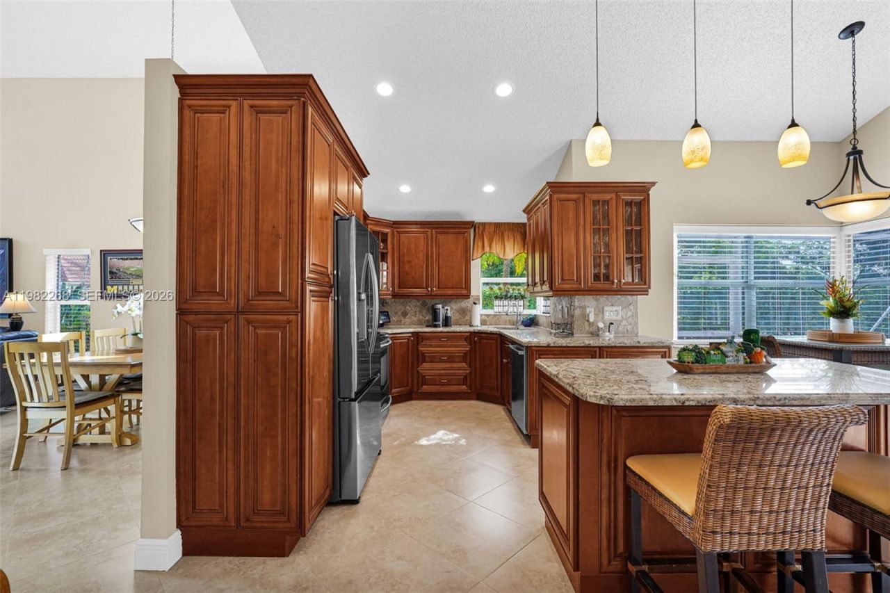 2632 Oak Park Cir, Davie, FL 33328 Photo