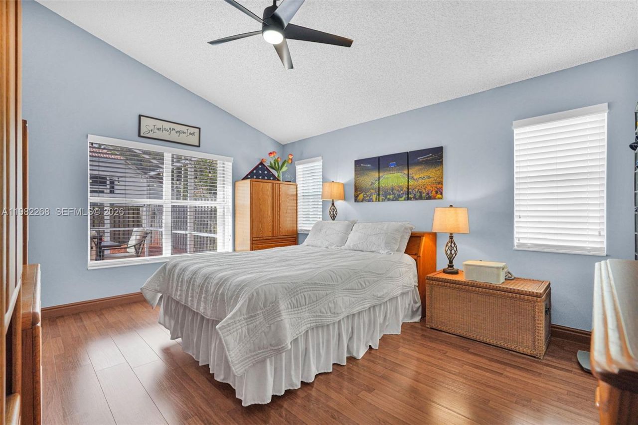 2632 Oak Park Cir, Davie, FL 33328 Photo