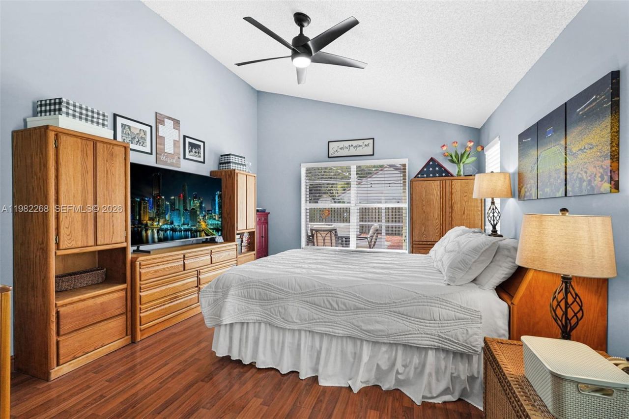 2632 Oak Park Cir, Davie, FL 33328 Photo