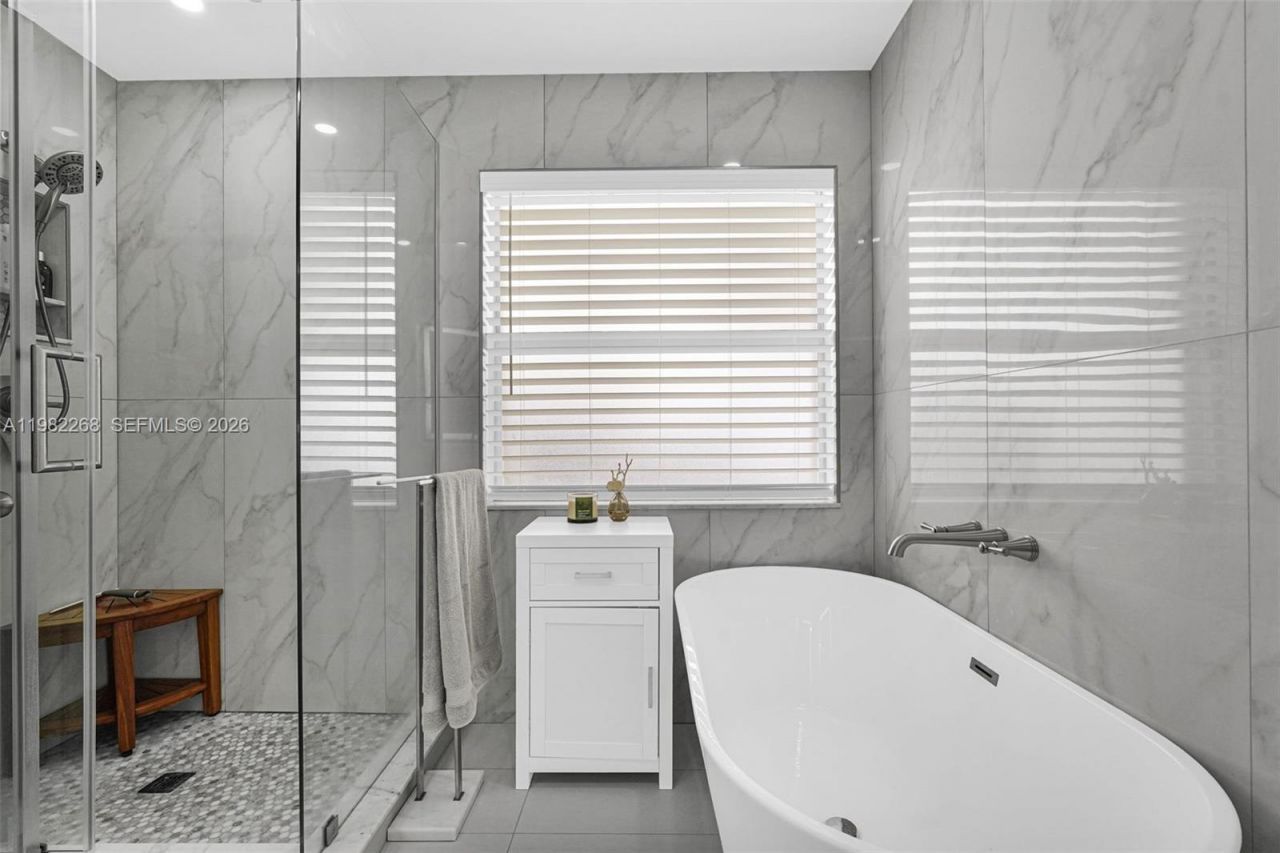 2632 Oak Park Cir, Davie, FL 33328 Photo