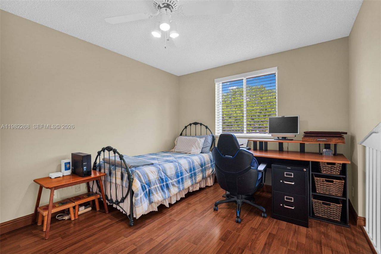 2632 Oak Park Cir, Davie, FL 33328 Photo