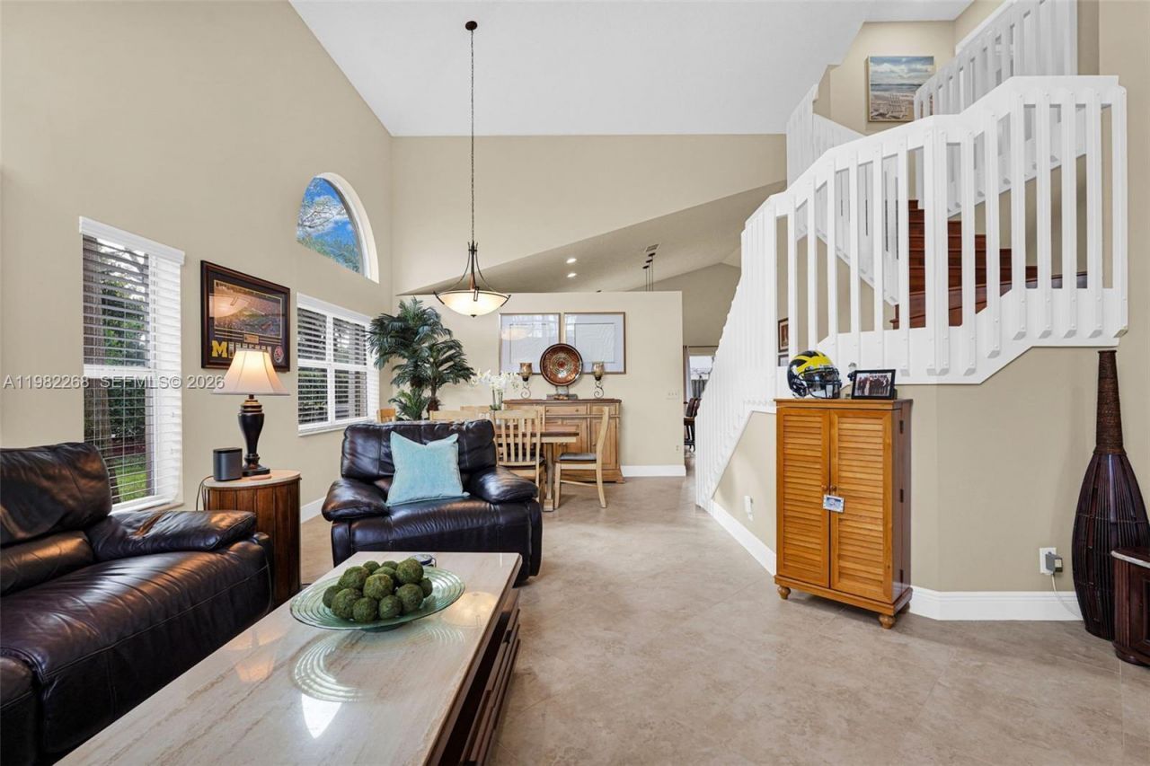 2632 Oak Park Cir, Davie, FL 33328 Photo