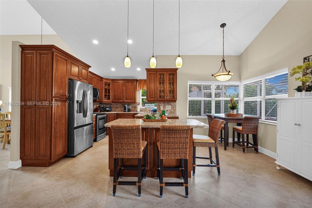 2632 Oak Park Cir, Davie, FL 33328 Photo