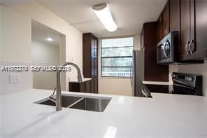 1713 Whitehall Dr , Unit 302, Davie, FL 33324 Photo