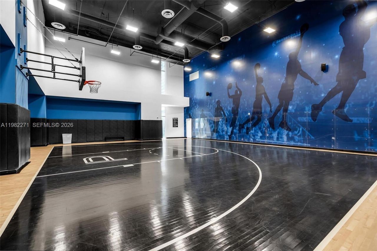 851 NE 1st Ave , Unit 2102, Miami, FL 33132 Photo