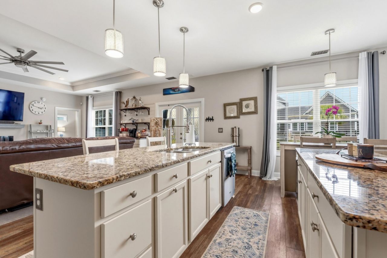 1111 Maccoa Dr. Photo 13