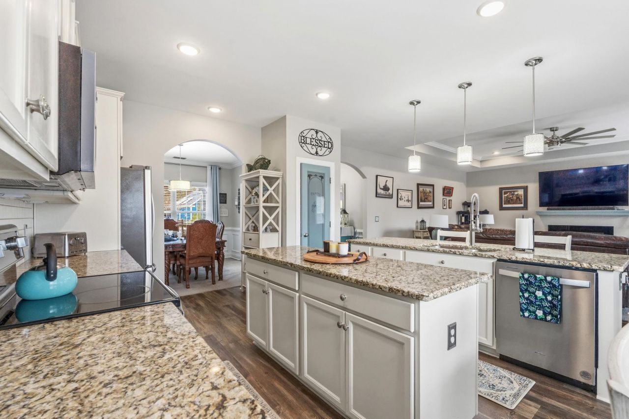 1111 Maccoa Dr. Photo 15