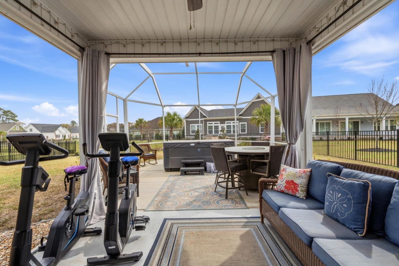 1111 Maccoa Dr. Photo 38