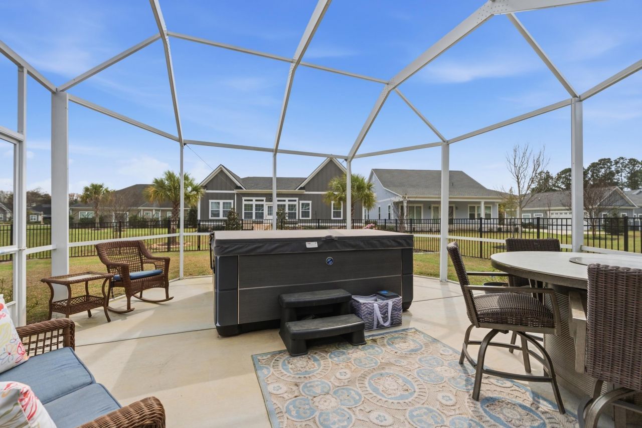 1111 Maccoa Dr. Photo 39