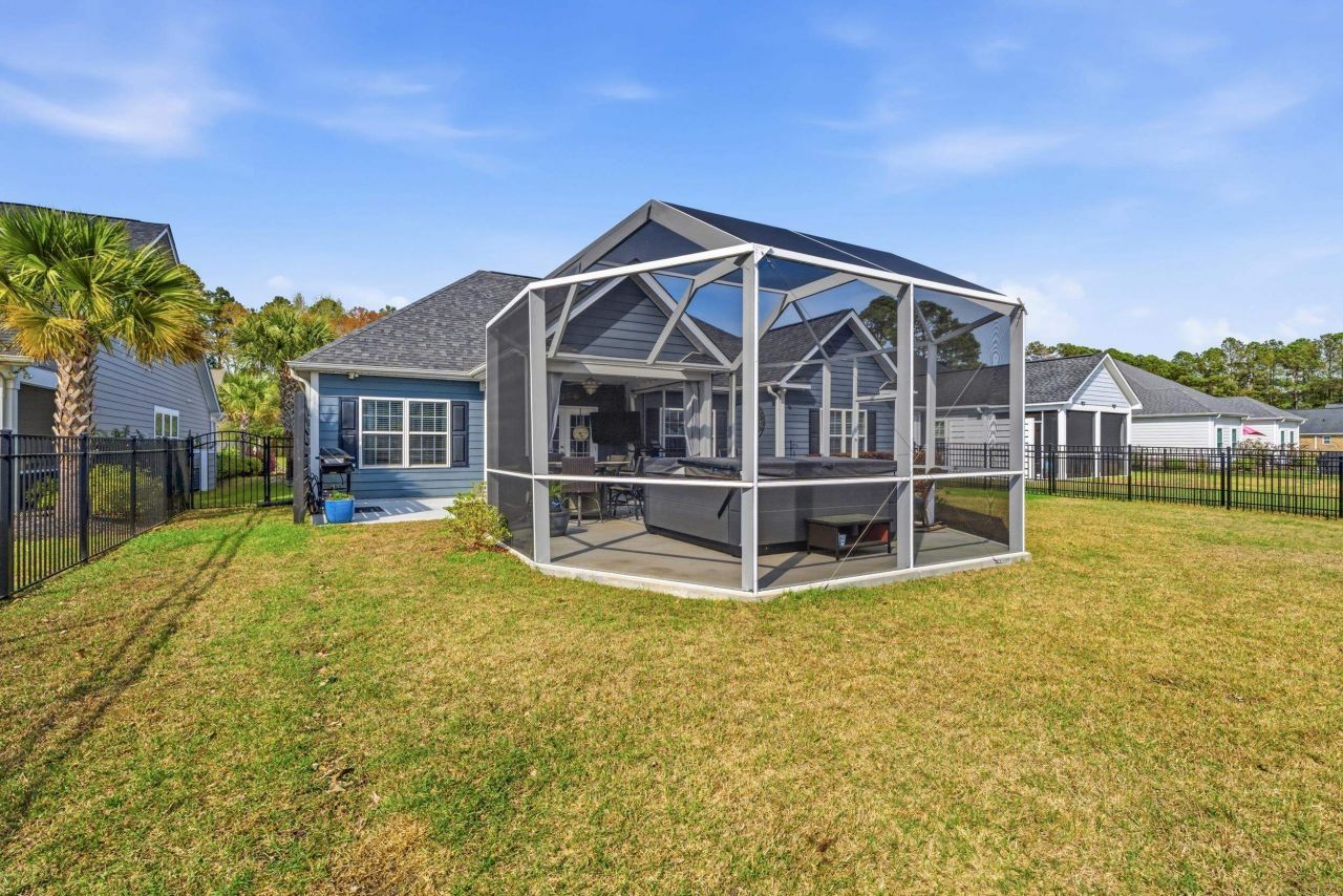 1111 Maccoa Dr. Photo 45