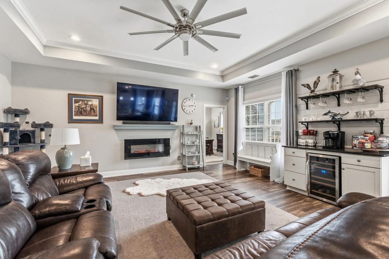 1111 Maccoa Dr. Photo 6