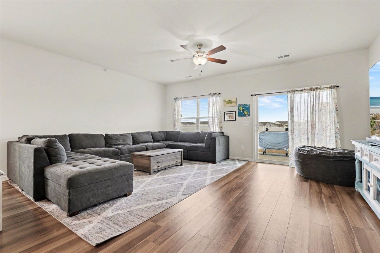 235 Portofino Dr.  Photo 10