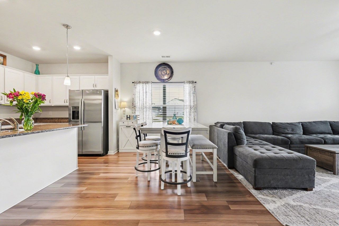 235 Portofino Dr.  Photo 12