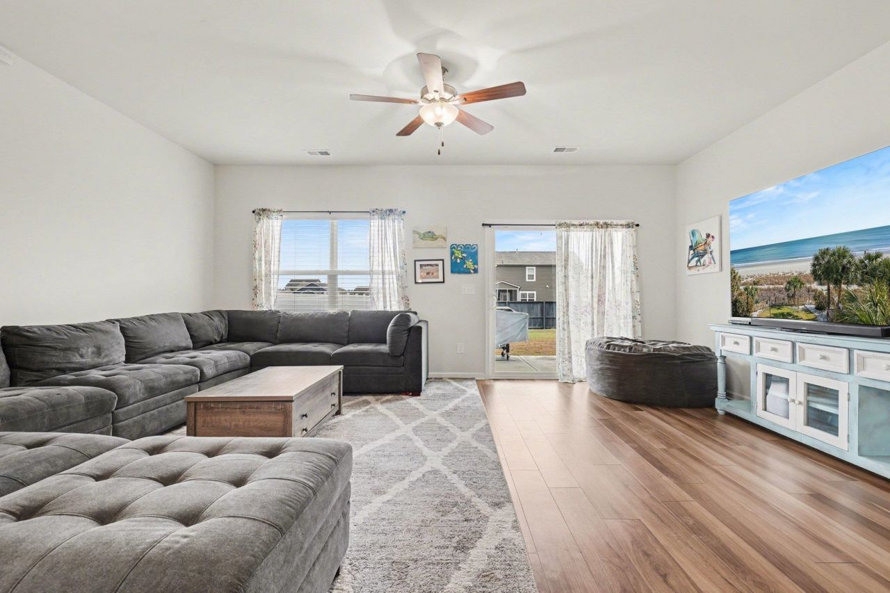 235 Portofino Dr.  Photo 9