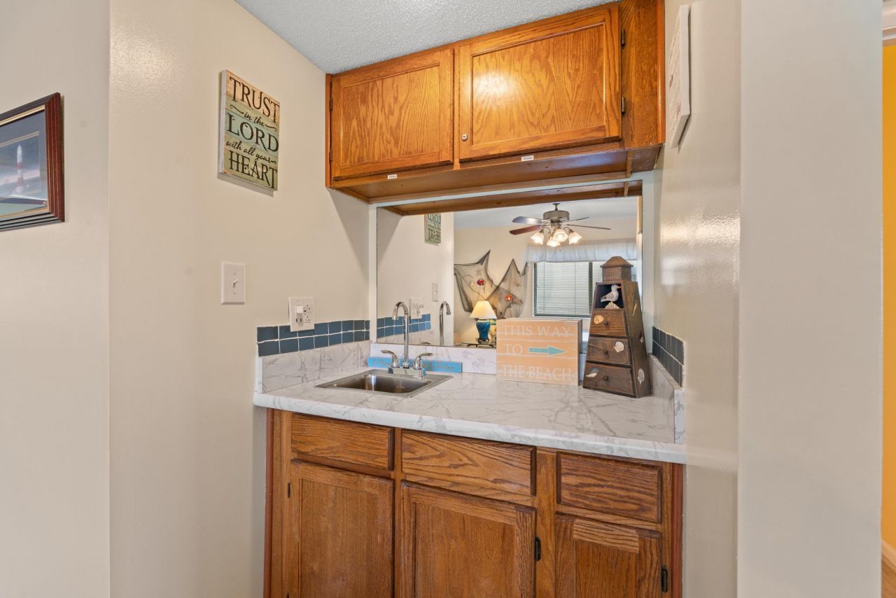 250 Maison Dr. Photo 15