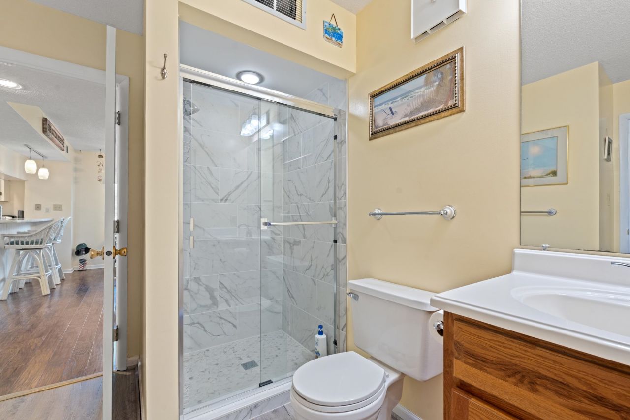 250 Maison Dr. Photo 24