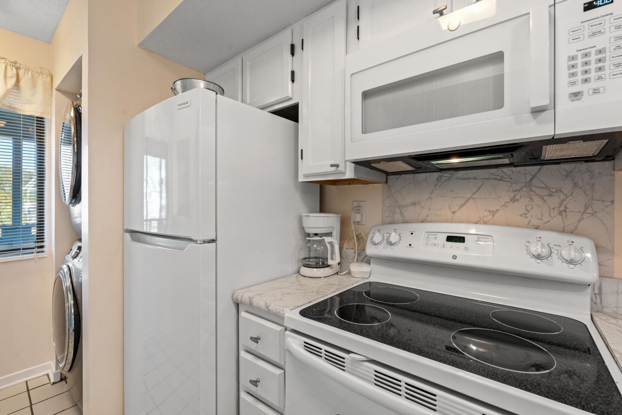 250 Maison Dr. Photo 6