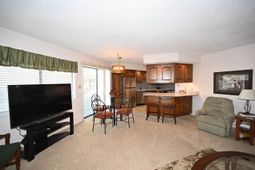 4290 Pinehurst Circle  photo 4