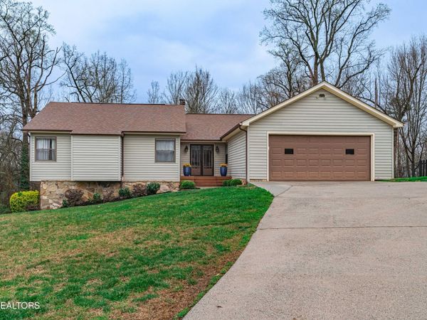 12012 Ridgeland Drive, Knoxville, TN 37932