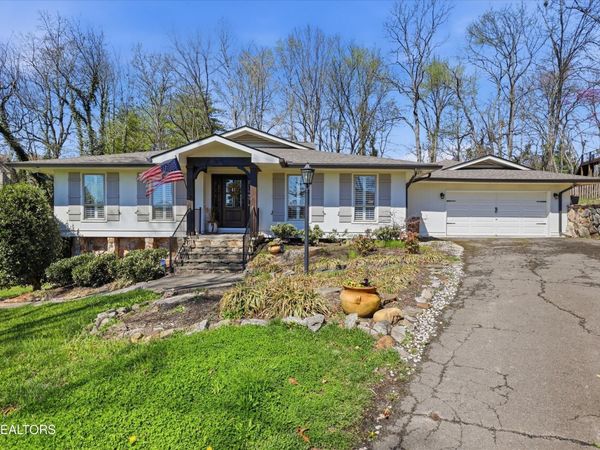 12200 Oakmont Circle, Knoxville, TN 37934