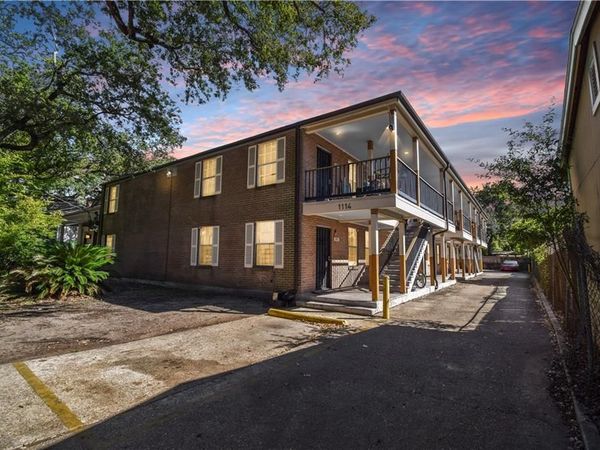 1114 N DORGENOS Street, New Orleans, LA 70119