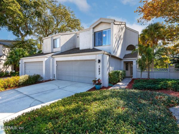 1007 BIG PINE Key, Atlantic Beach, FL 32233