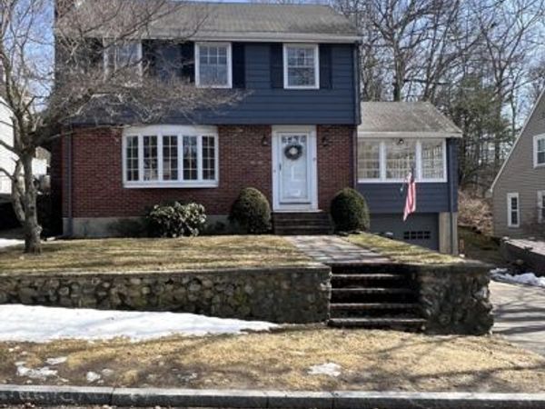 37 Clinton Rd, Melrose, MA 02176