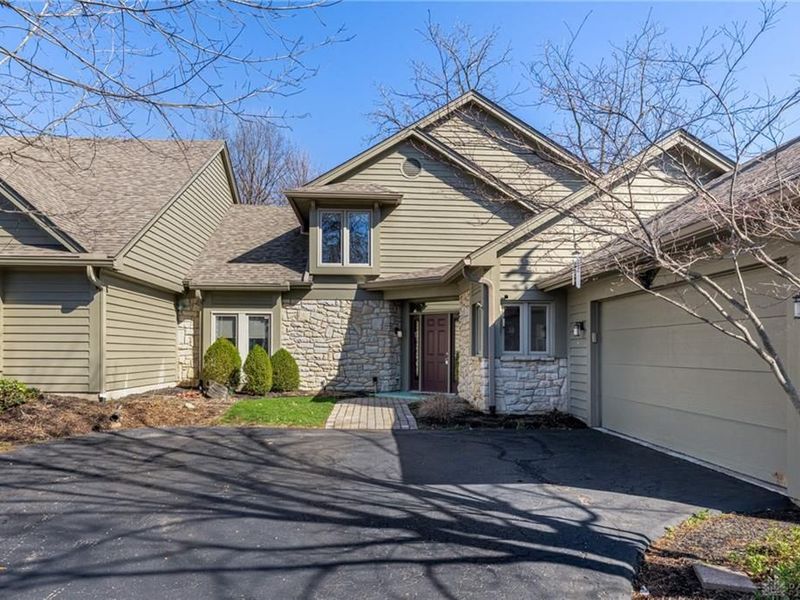 889 Lincoln Woods Court, Kettering, OH 45429 Photo 2