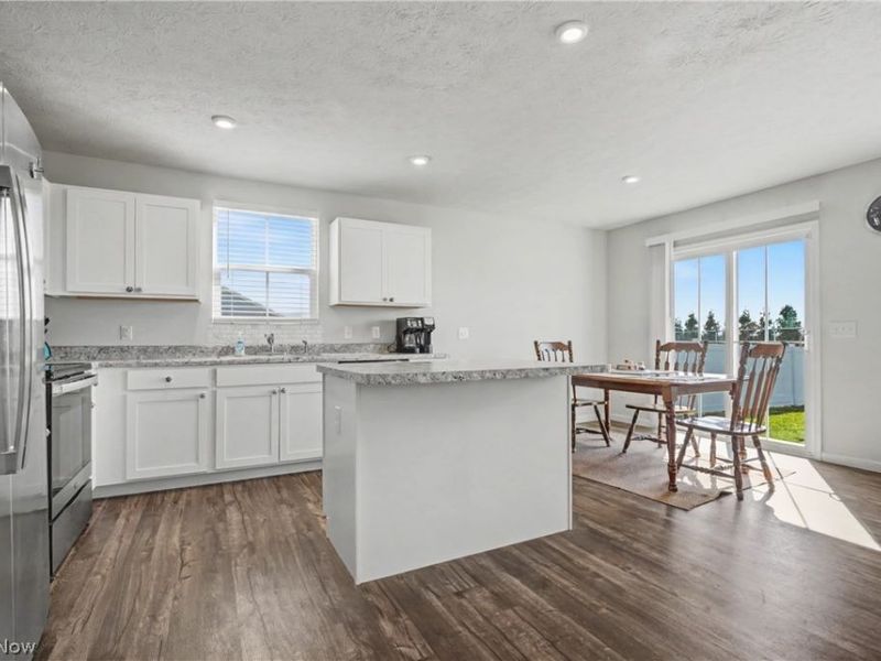 2682 Himelrigh Boulevard, Barberton, OH 44203 Photo 10