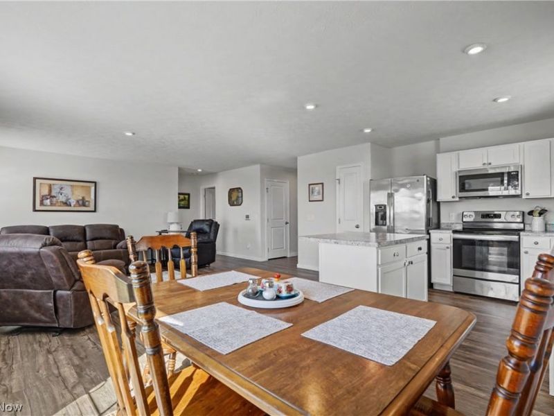 2682 Himelrigh Boulevard, Barberton, OH 44203 Photo 14